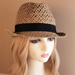3/$18 PROMO - BNIB Shein Rattan Like Fedora Style Hat w/Contrasting Black Ribbon